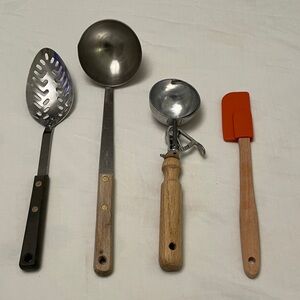 Vintage Kitchen Gadgets Lot of 4 Slotted Spoon Ladle Ice Cream Scoop & Spatula